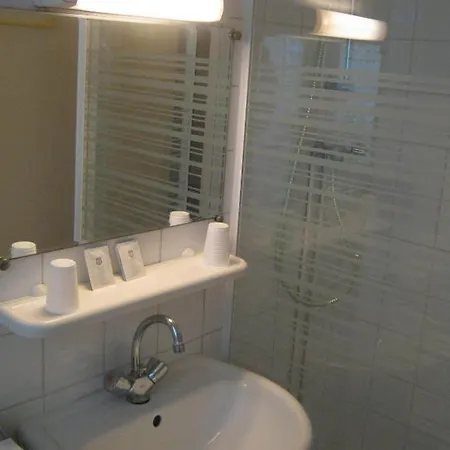 Pernety Montparnasse 4*