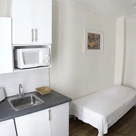 Pernety Montparnasse Aparthotel 4*